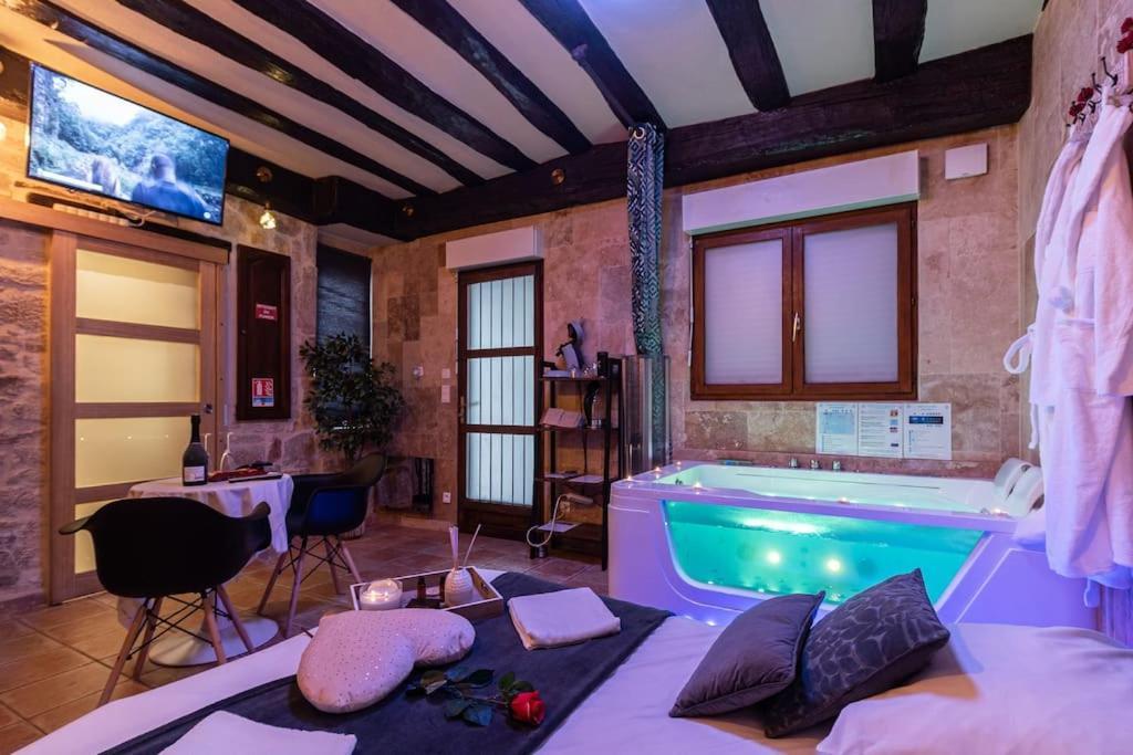 Bed & Spa - La Parenthese Topdestination-Dijon - Centre Ville - Classe 3 Etoiles Екстериор снимка