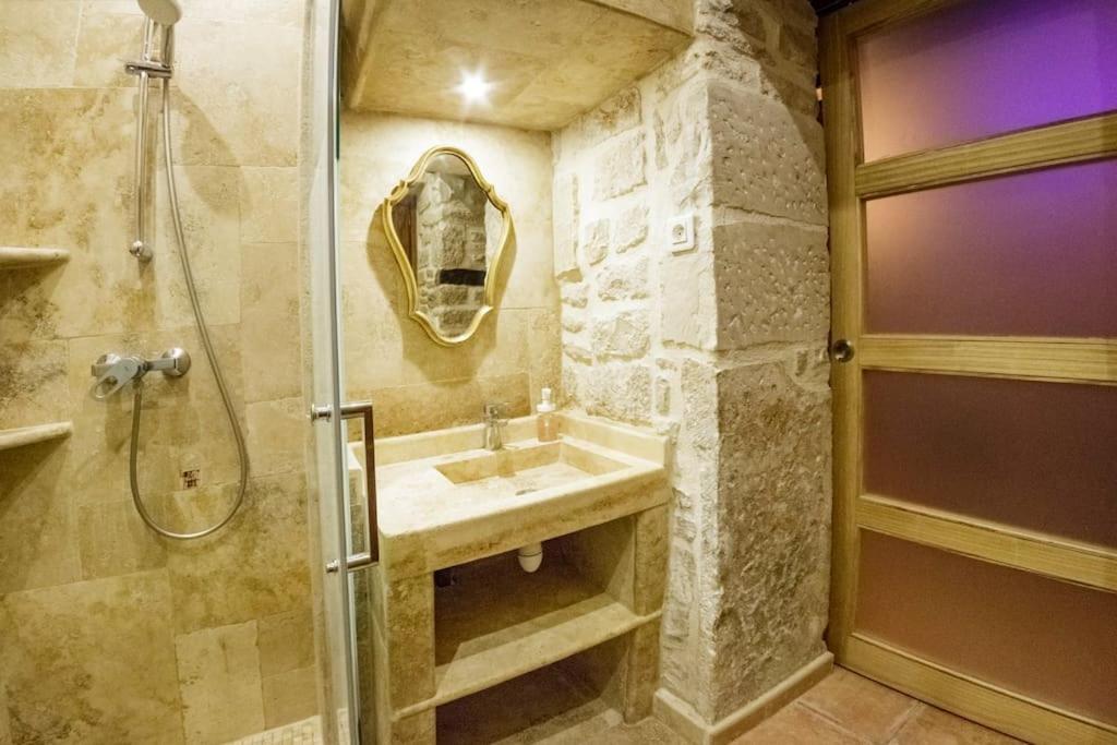 Bed & Spa - La Parenthese Topdestination-Dijon - Centre Ville - Classe 3 Etoiles Екстериор снимка